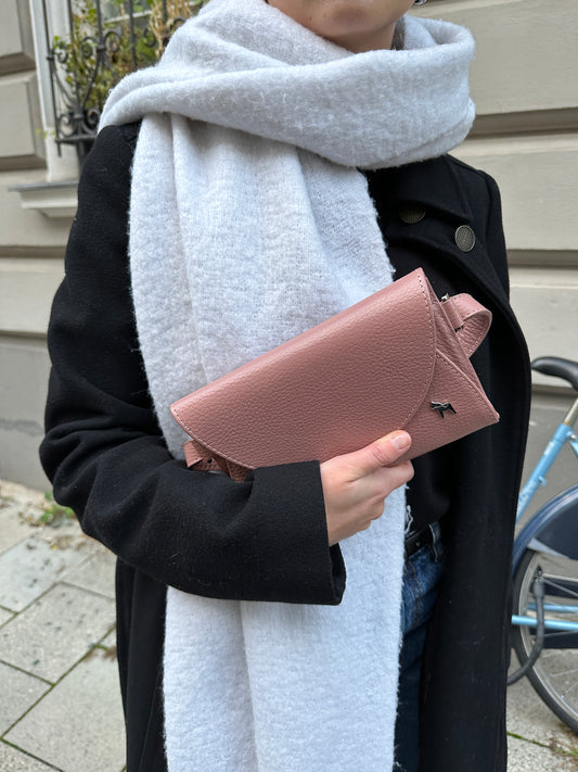 Rafaela Clutch (Blush)